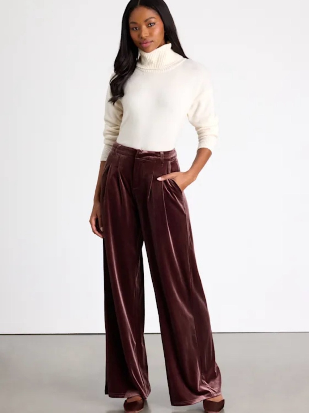 Lulu's Wide Leg Velvet Pants in Burgundy
